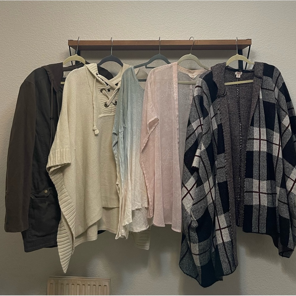Size L/XL Wraps and Sweater Bundle